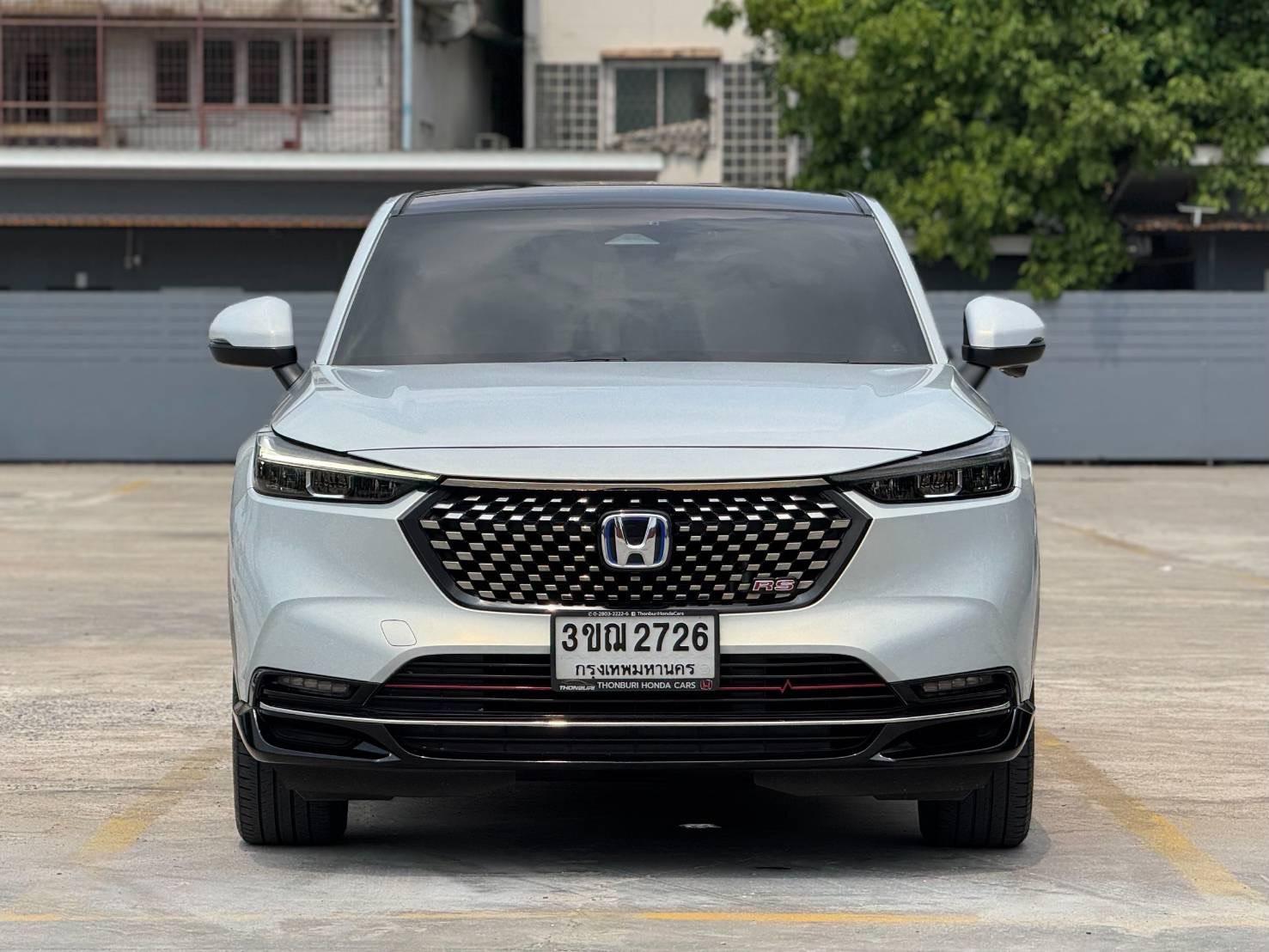 Honda HR-V e-HEV RS — photo 1 of 12